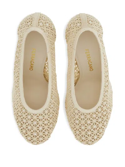 Ferragamo Sand Mesh Sol 95 Pumps In Neutral