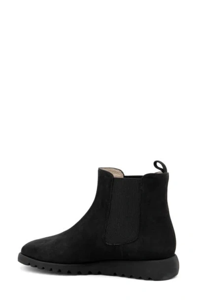 Amalfi By Rangoni Elios Platform Chelsea Boot In Black