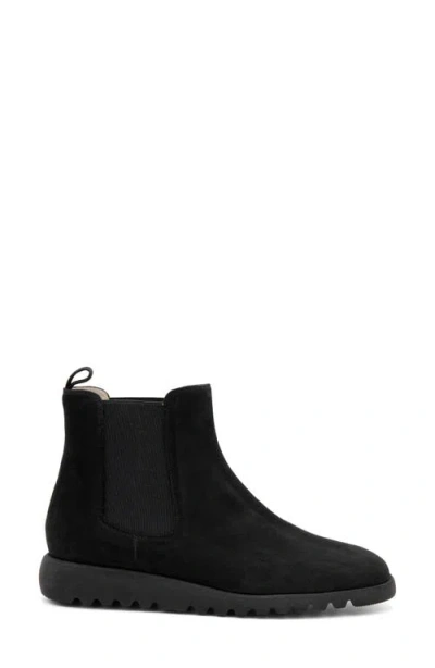 Amalfi By Rangoni Elios Platform Chelsea Boot In Black