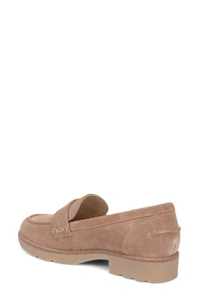 Vionic Cleo Loafer In Nude