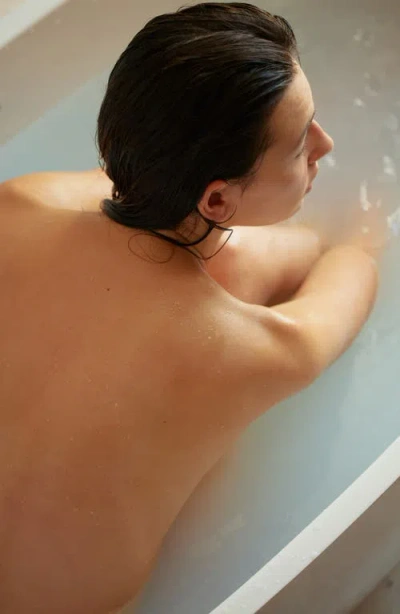 Fountain Of Waters Rose Merlot Bath Salt In Multi