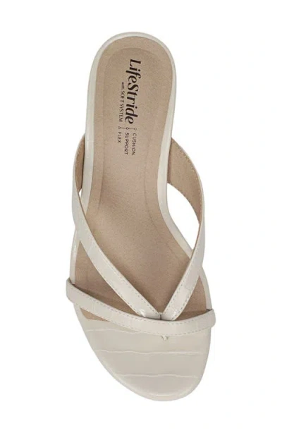 Lifestride Navine Kitten Heel Flip Flop In Multi