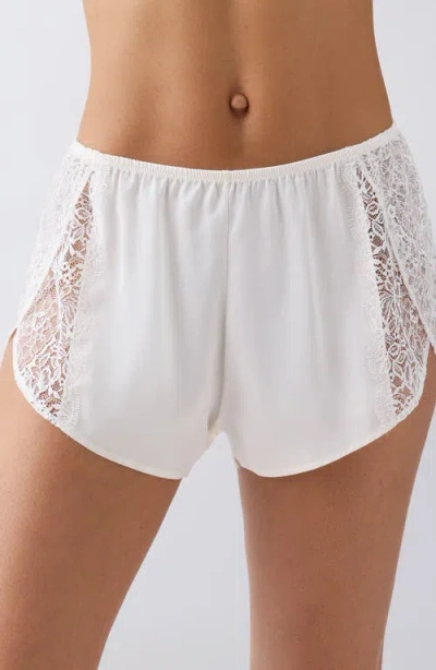 B.tempt'd By Wacoal It's On Lace & Satin Shorty Tap Shorts In White