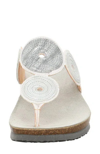 Think ! Julia Circles Flip Flop In White