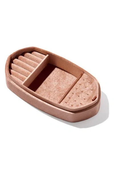 Kendra Scott Danielle Velvet Medium Jewelry Case In Brown