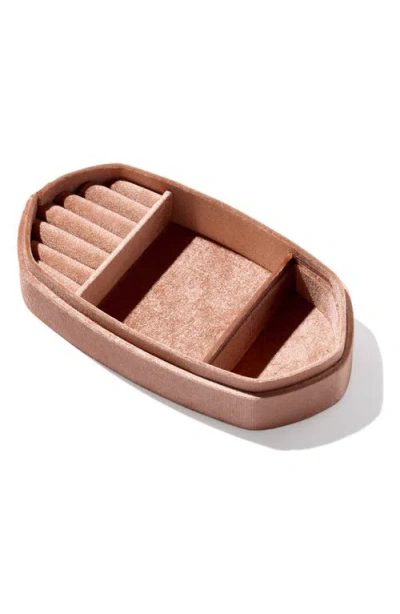 Kendra Scott Danielle Velvet Medium Jewelry Case In Brown