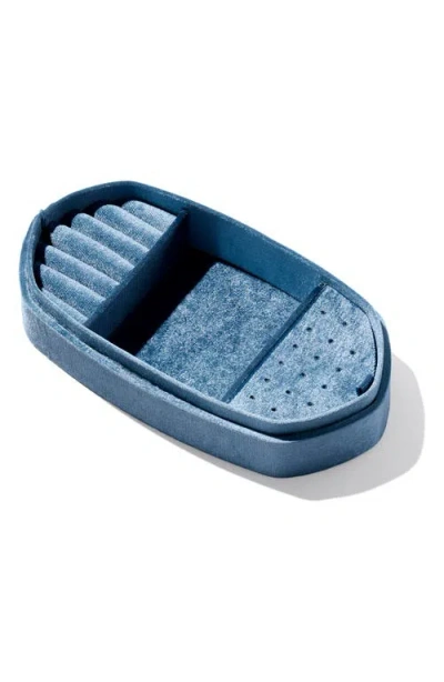 Kendra Scott Danielle Velvet Medium Jewelry Case In Blue