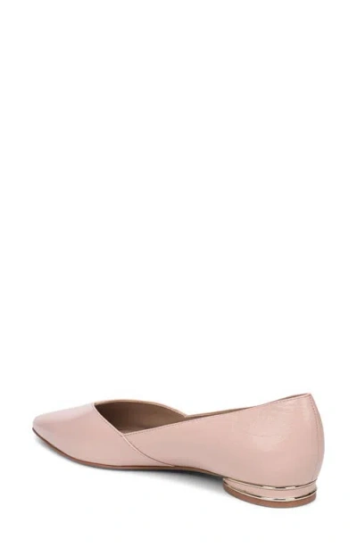 Naturalizer Havana Pointed Toe Flat In Pink