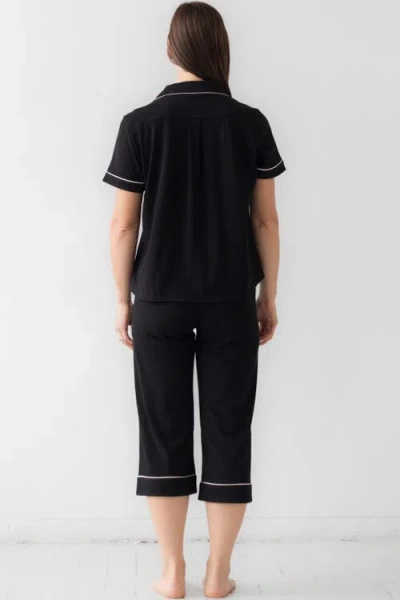 Salua Classic Luxury Capri Pajamas In Black
