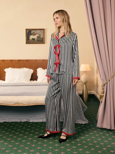 Sleeper The Bow Pajama Set With Red Details In Black