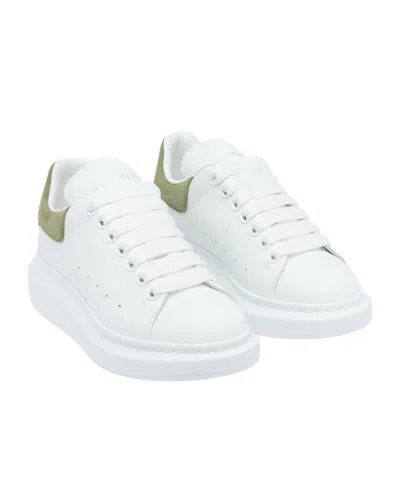 Alexander Mcqueen Sneakers Oversize Pour Femme En Blanc/vert In White
