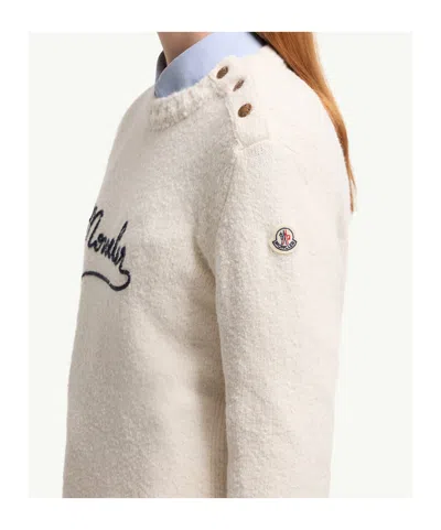 Moncler Embroidered Logo Crop Crewneck Sweater In Neutral