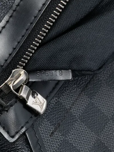 Pre-owned Louis Vuitton 2009 Damier Graphite Daniel Gm Crossbody Bag In Black