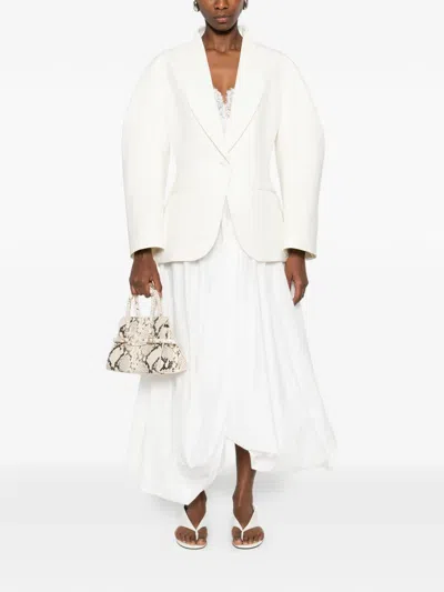 披肩领西装夹克