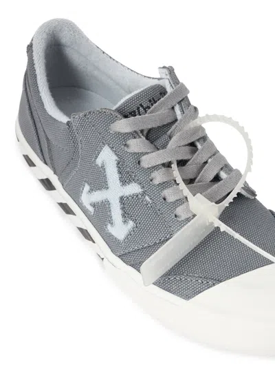 Off-white Vulcanized Undercut Arrow-detail Sneakers In Animal Print