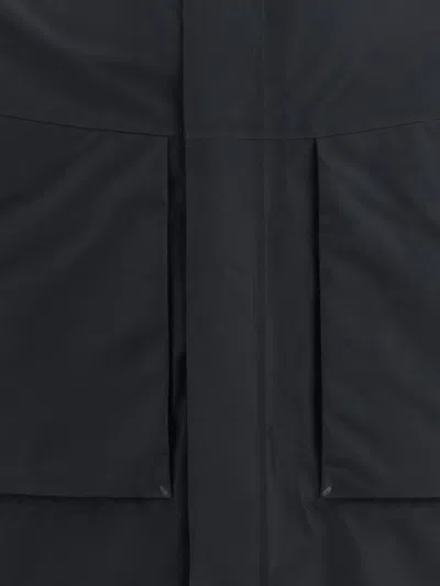 Laminar Short Jacket With Pockets In Blue