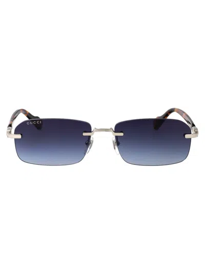 Gucci Eyewear Sunglasses In Blue