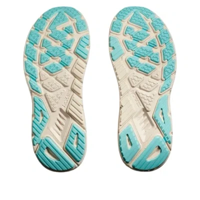 Hoka (wmns)  One One Arahi 7 'vanilla Cream' In Multi