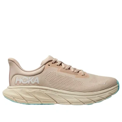 Hoka (wmns)  One One Arahi 7 'vanilla Cream' In Multi