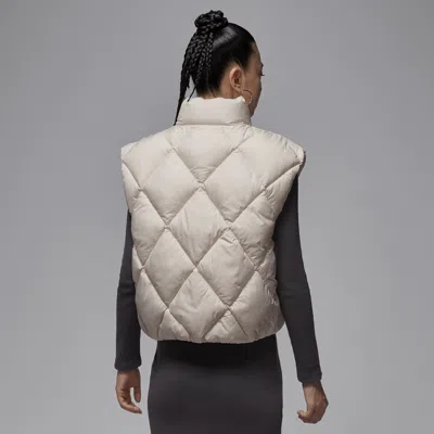 Jordan (wmns) Air  Brooklyn Quilted Puffer Vest 'light Orewood Brown' In Gray