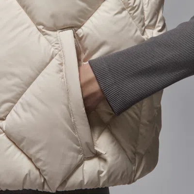 Jordan (wmns) Air  Brooklyn Quilted Puffer Vest 'light Orewood Brown' In Gray