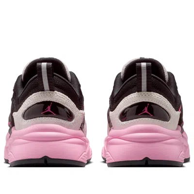 Jordan Trunner O/s Sneaker In Pink