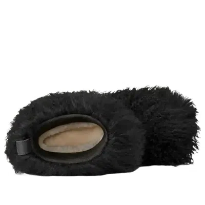 Ugg (wmns)  Classic Short Fluff Momma Boot 'black'