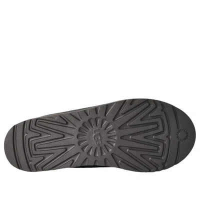 Ugg Grey Logo Slides In Gray
