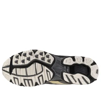 Mizuno Wave Rider 10 Sneakers In Black