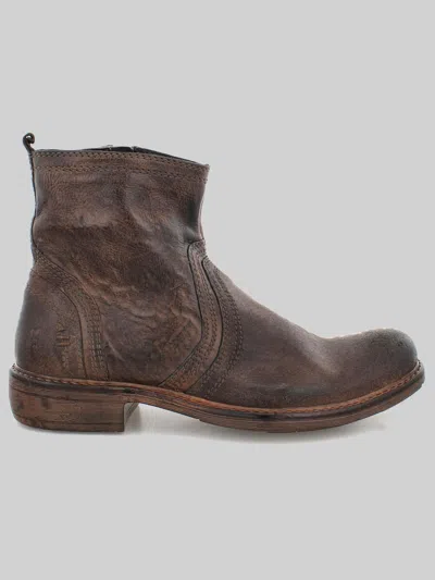 Roan Crestone Plain Toe Boots In Brown