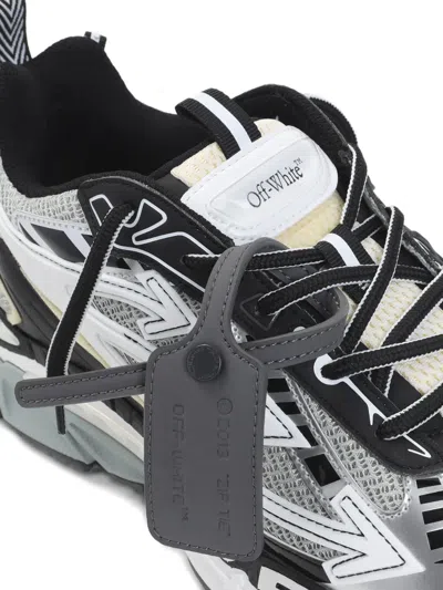 BE RIGHT BACK 运动鞋