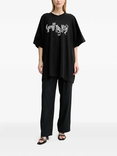 Mmc Studio Tiger-print T-shirt In Black