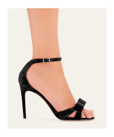Ferragamo Roxy 90 Vara Bow Suede Sandals In Black