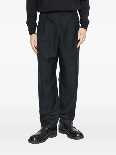Apc A.p.c. Regular Fit Pleat Detailed Trousers In Black