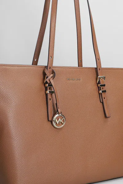 Michael Kors Quinn Tote Color In Brown
