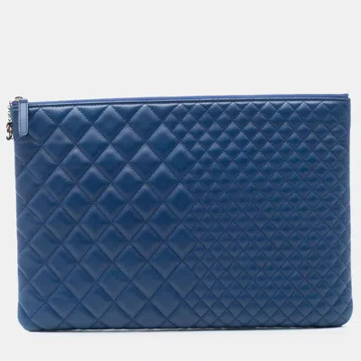 Pre-owned Chanel Blue Cc Bi Quilted Lambskin O Case Clutch