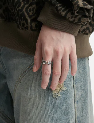 Twojeys Open Star Ring In Metallic