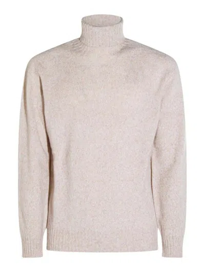 Altea Long Sleeve Turtle-neck Sweater In Neutral