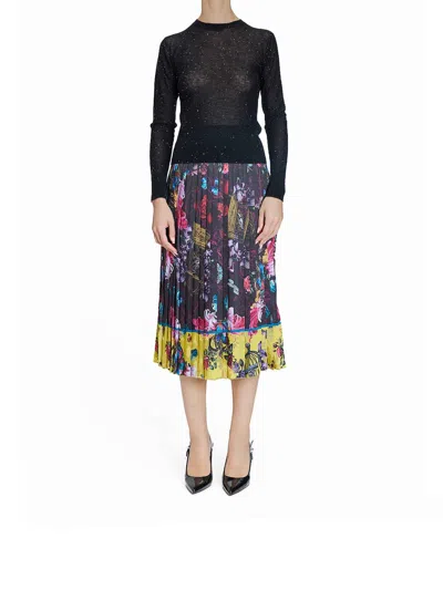 Genny Thin Sequined Sweater In Black