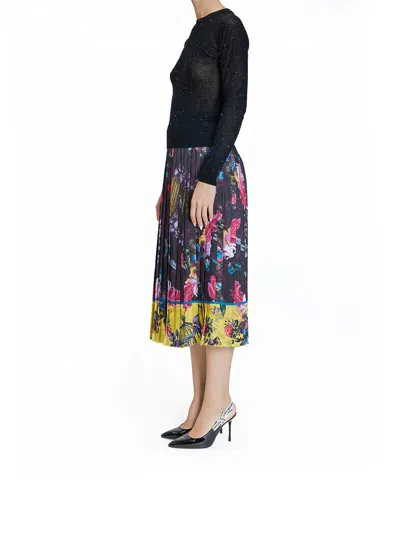 Genny Thin Sequined Sweater In Black