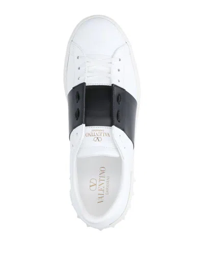 Valentino Blue Calf Leather Bos Taurus Low Top Sneakers In White