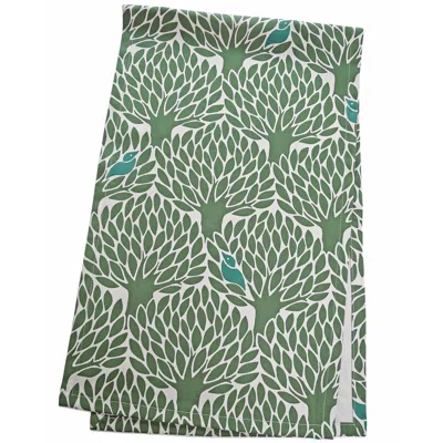 Gyllstad Gomstalle Green Table Runner In Green