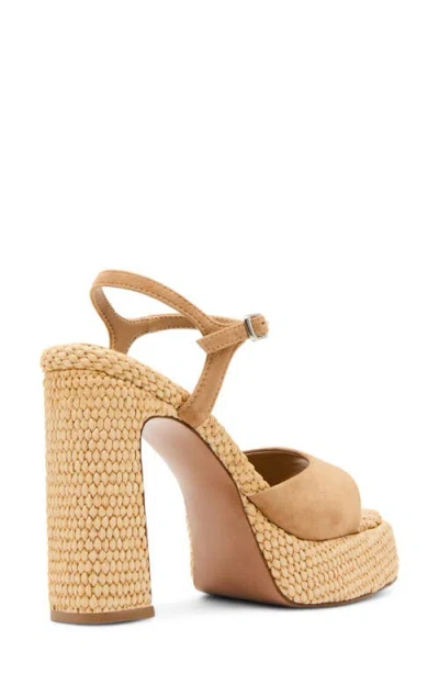 Steve Madden Liandra Platform Sandal In Neutral