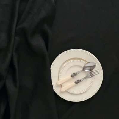 Solino Home Linen Table Throw In Black