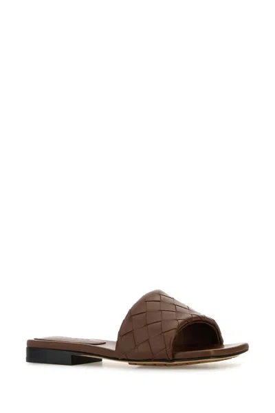 Bottega Veneta Parco Mule Flat In Brown