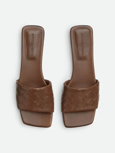 Bottega Veneta Parco Mule Flat In Brown