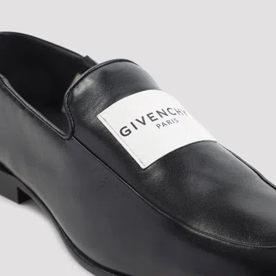 Givenchy Label Leather Loafers In Black