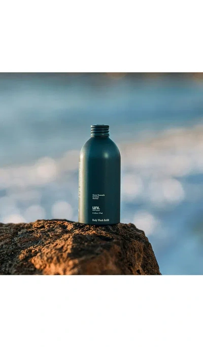 Uni Skin Shield Body Wash In Blue