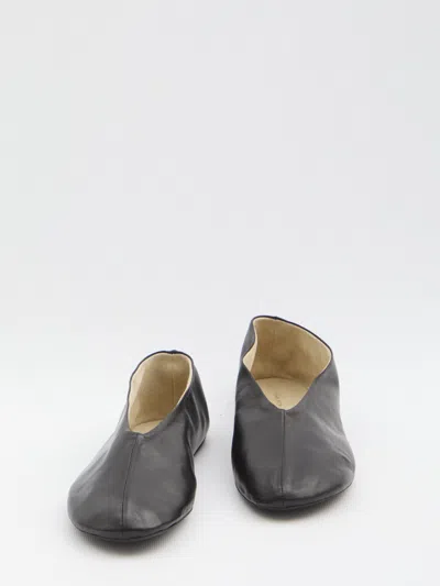 The Row Stella Leather Flat In Black
