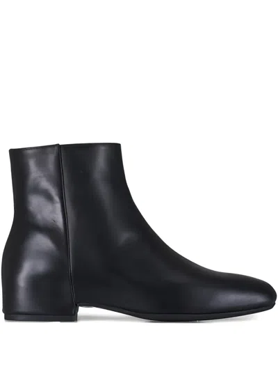 Aquatalia Stassi Weatherproof Suede Boot In Black